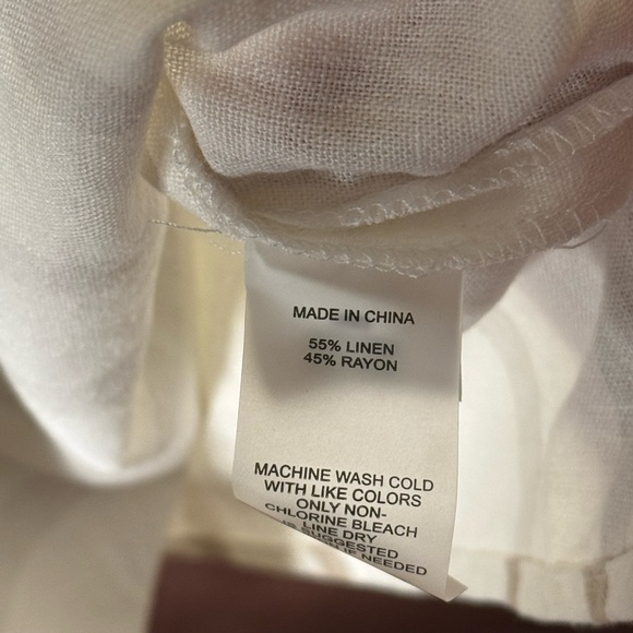 Vince Camuto Off Shoulder Linen Blend Blouse NWT Size S - Picture 6 of 8